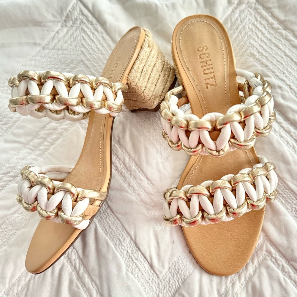 Schutz like new Juliet Mid Heel Sandal low block gold white braided espadrille 7